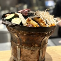 金山成吉思汗 - 