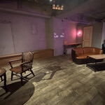 CAFE TOLAND - 内観　広々とした空間です