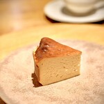 TXOKO - キャラメル風味のバスチー