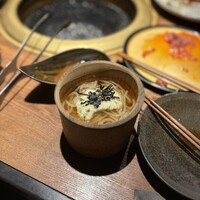 和牛とタン 焼肉 とみ 新橋本店 - 