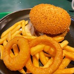 ラッキーピエロ 函館駅前店 - 