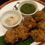 カーン・ケバブ・ビリヤニ - パパド（チャトニはカシュー＆ミント）