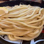 つけ麺 大輝 - 並200g(茹で前)。中は300g+50円/大は400g+100円