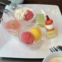 リュクス ダイニング ハプナ - 