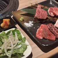 近江うし 焼肉 にくTATSU 青山本店 - 