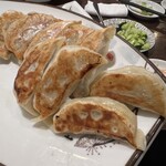 餃子酒場 豊葉 - 焼き餃子