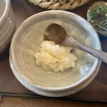 吟八亭 やざ和 - すりおろした辛味大根^_^