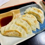 キッチン よろこんで - 佐っとび餃子