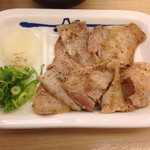 松屋 - 豚バラ焼肉定食 ¥550 の豚バラ焼肉