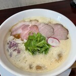 らぁ麺つけ麺Lab すすりどき - 料理写真:
