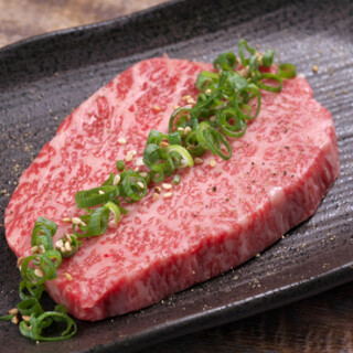 選び抜かれた上質なお肉を心ゆくまでご堪能あれ