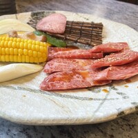 川崎名物 炭火焼肉 食道園 - 