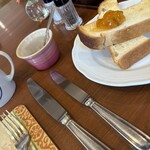 ALBERT'S British Dining - 