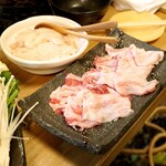 晴れ晴゛れ - 野菜が主役の鍋コースの鍋の肉具材