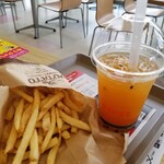 ファーストキッチン - 料理写真: