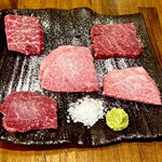 炭火焼肉 藤井 - 