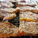 レストラン きらり - バイキングでは焼きたてのお肉が食べれます