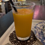 まちの駅 しまcafe きたたに - 生搾り果汁 380円　(2025.7)