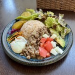 バルバルキッチンアメリ - ランチ：野菜たっぷりタコライス(¥1,300)