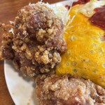 おさむ - 成人男性のコブシ位の大きさの唐揚げ