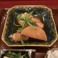 おもてなし茶屋　咲扇 - 鯛の煮付け
