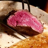 カルネジーオ イースト - 
