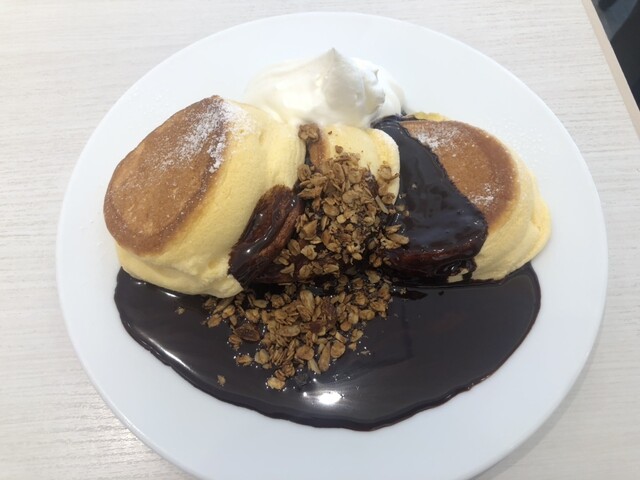 幸せのパンケーキ 梅田店のご予約 - 東梅田/カフェ | 食べログ