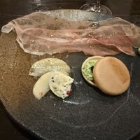 神楽坂アッカ - 