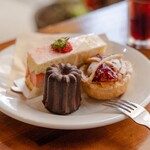 エーケーラボ - 