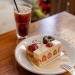 エーケーラボ - 