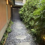 水たき 長野 - 玉砂利敷いて料亭みたいw