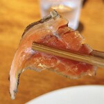 KAEN - 薪火で炙った鮮魚のカルパッチョ、リフト！
