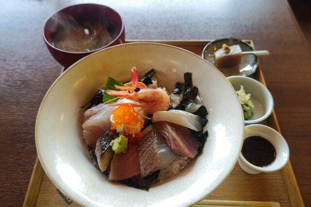 Chisan Shokudo HISAMI