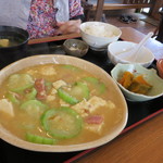 ナーベーラーのみそ煮定食