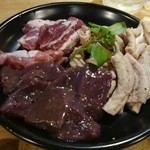 とん吉　食左衛門 - レバー他