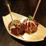 たこ焼き風のチョコレートケーキ