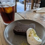 TRITON CAFE - 
