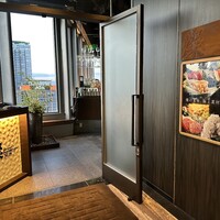 ダイナミックキッチン＆バー 燦 大阪店 - 