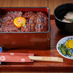 炭火焼 鰻籠 - 料理写真:うなぎと牛肉の贅沢和重（定食）