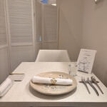 フランス料理 タンモア - 内観