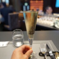 俺のフレンチ グランメゾン 大手町 - 最初はなみなみスパークリング 202508
