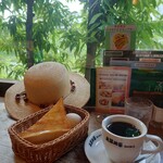 支留比亜珈琲店 蟹江荘 - 