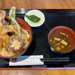 あげ丼CYAYA よし - 海老天丼