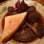 お多幸 - 【すじ　３２０円】・【はんぺん　１９０円】・【つみれ　２００円】・【しいたけ　２２０円】