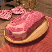 熟成和牛ステーキグリルド エイジング・ビーフ 横浜店 - 焼く前に見せてくてた