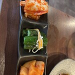 炭火焼肉じゃいあん - 