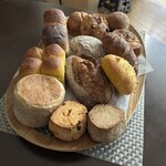 天然こうぼぱん とことこ - トマト、チャイスコ〜ン、まいう〜やろなぁ〜♡