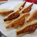 今池呑助飯店 - 餃子。