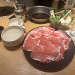 すき焼 しゃぶしゃぶつかだ - 