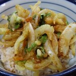 東京そばやじま - カラっと揚がった、かき揚げ